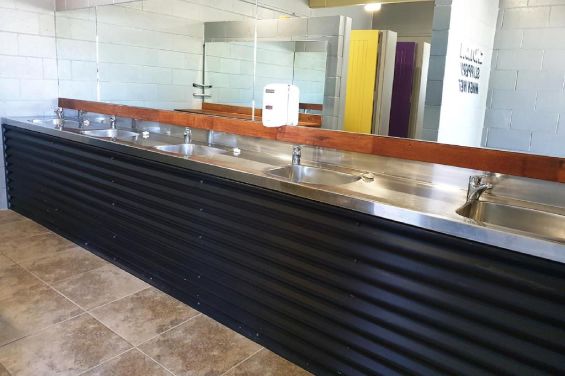 Lake Ruataniwha Holiday Park & Lake View Motels