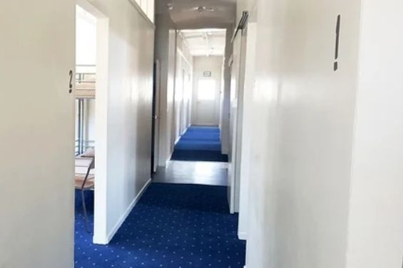 Ohau Lodge - hallway