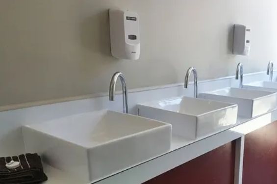 Ohau Lodge - bathroom